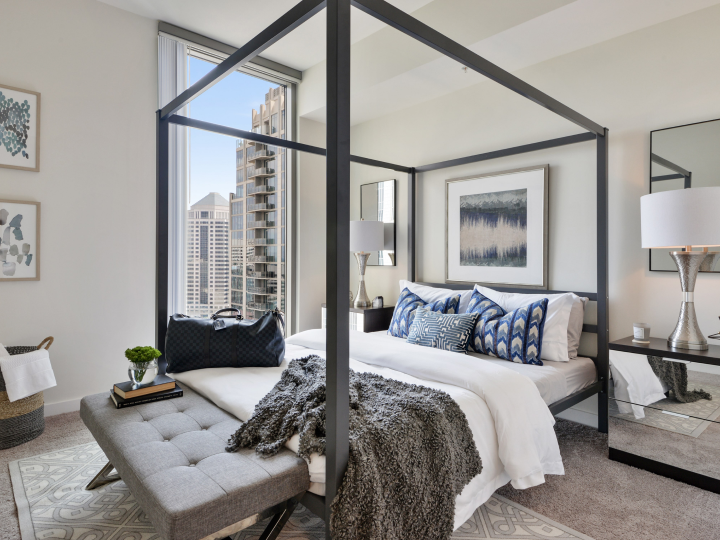 Elegant contemporary bedroom