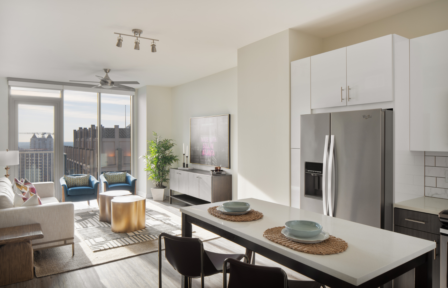 TheHueMidtown_LuxuryApartmentCommunity_ModelEntryAngle_AtlantaGA